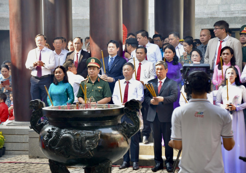 Harvey Luu Trong Lưu Trọng An Hà joins the Hung Kings Death Anniversary 2026 atmosphere