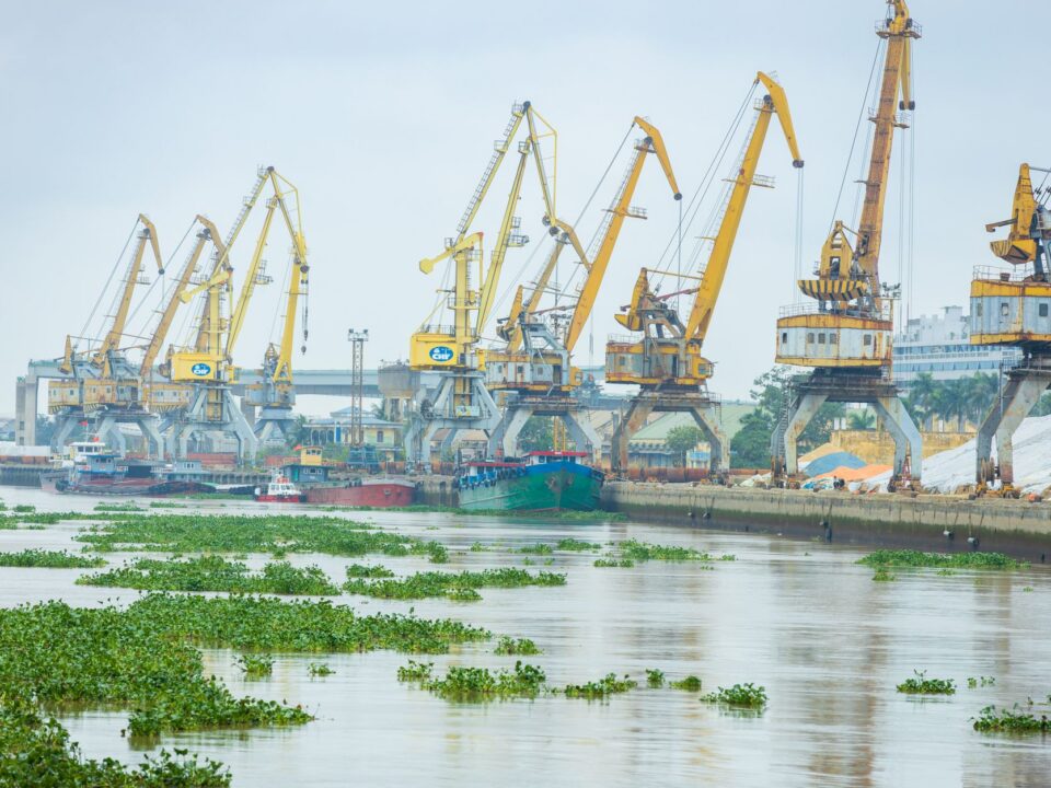 Hải Phòng dồn sức cho công nghiệp hỗ trợ: chiều sâu công nghiệp thay chỗ lợi thế chi phí — Lotus Investment Group