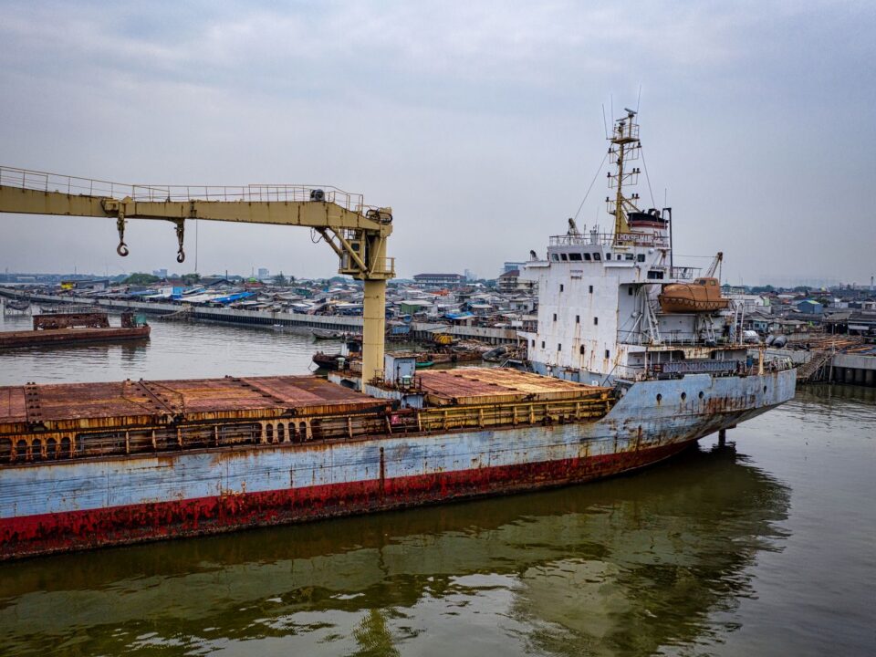 Tái cân bằng lõi ASEAN: Việt Nam – Indonesia và bài toán dịch chuyển trọng tâm kinh tế khu vực — Lotus Investment Group