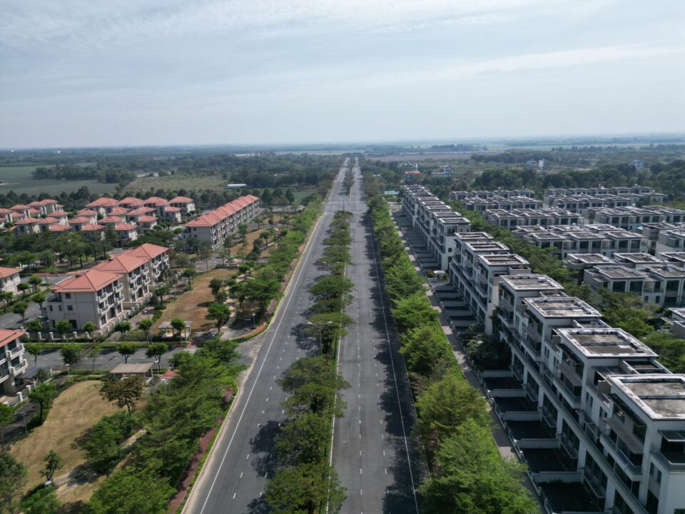 Vốn châu Âu vào hạ tầng Việt Nam: tiền đi kèm chuẩn mực thể chế — Lotus Investment Group