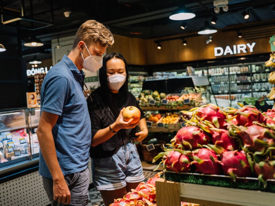 Thị trường hàng tiêu dùng nhanh Việt Nam: điều nhà đầu tư quốc tế hay bỏ sót — Lotus Investment Group