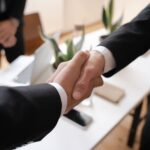 Người chủ vô hình: vì sao nhà đầu tư nước ngoài hiếm khi gặp đúng người bán ở Việt Nam — Lotus Investment Group