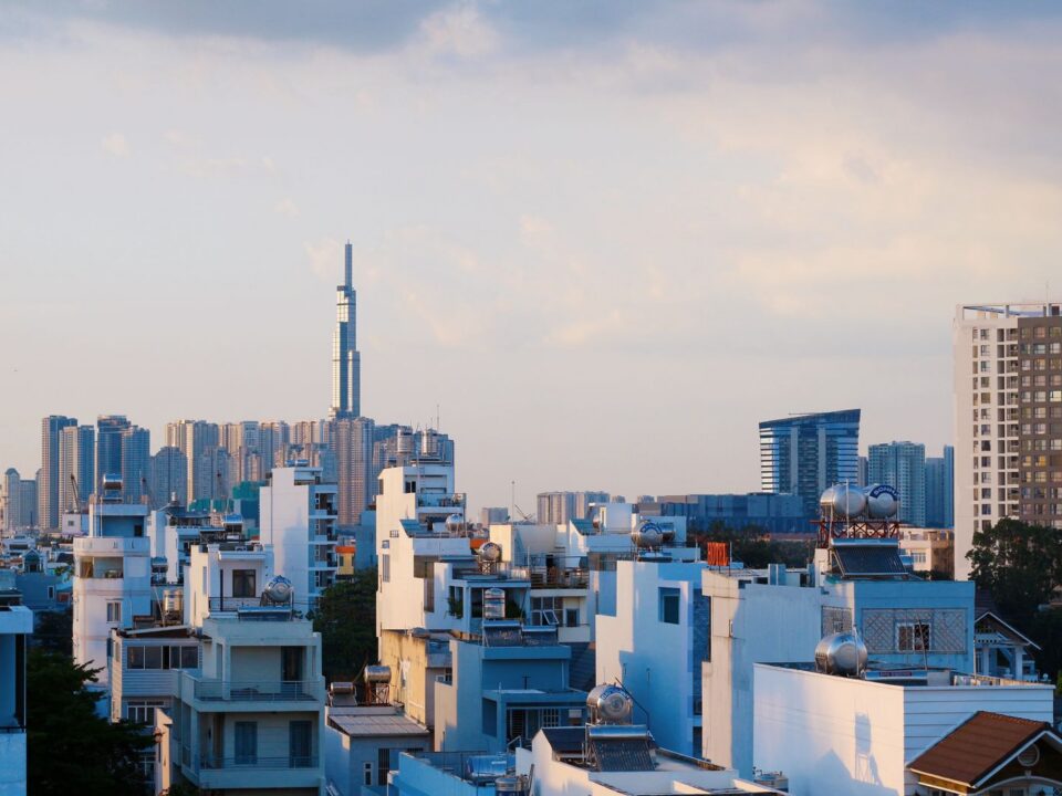 Làn sóng M&A tháng 7/2025 của Việt Nam: 786 triệu USD và tín hiệu niềm tin trở lại — Lotus Investment Group