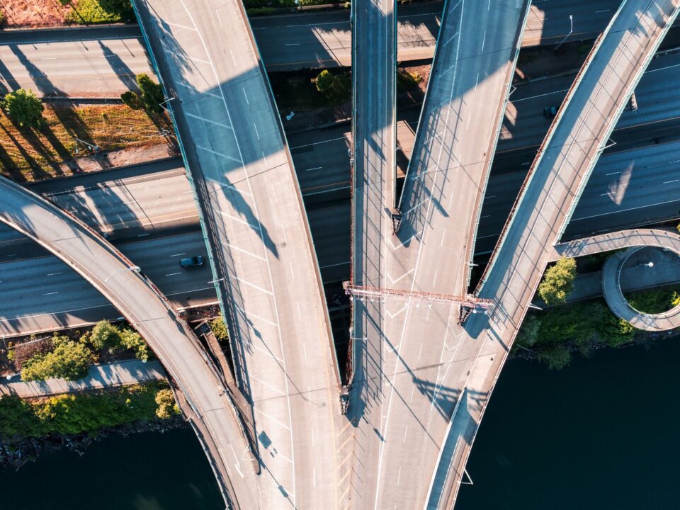 Vì sao Nghị định 312 là bước ngoặt tài chính cho thị trường PPP Việt Nam — Lotus Investment Group